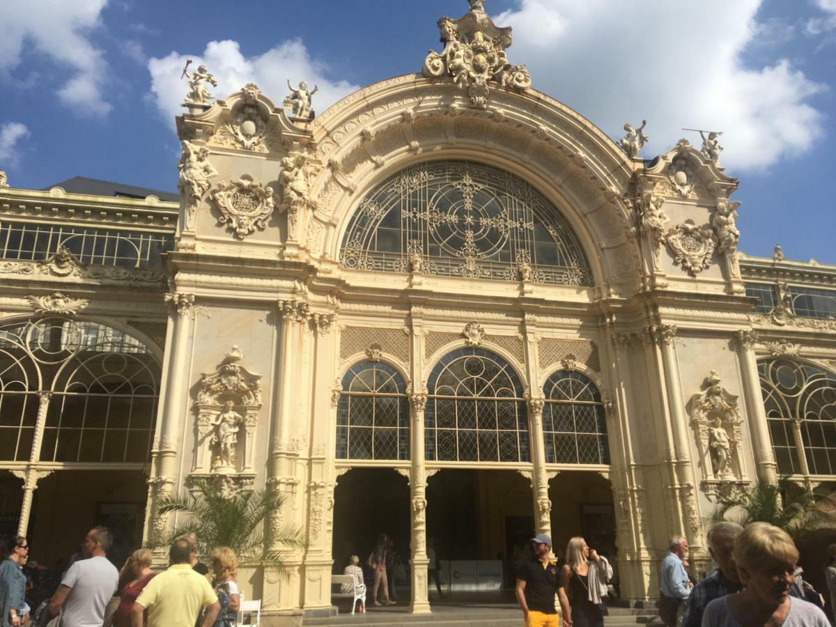 Residenz Emilia Apartment Marianske Lazne Luaran gambar